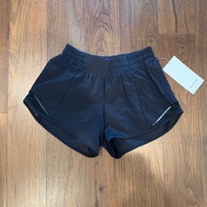 Hotty Hot LR Short 4” Lined Lululemon Shorts